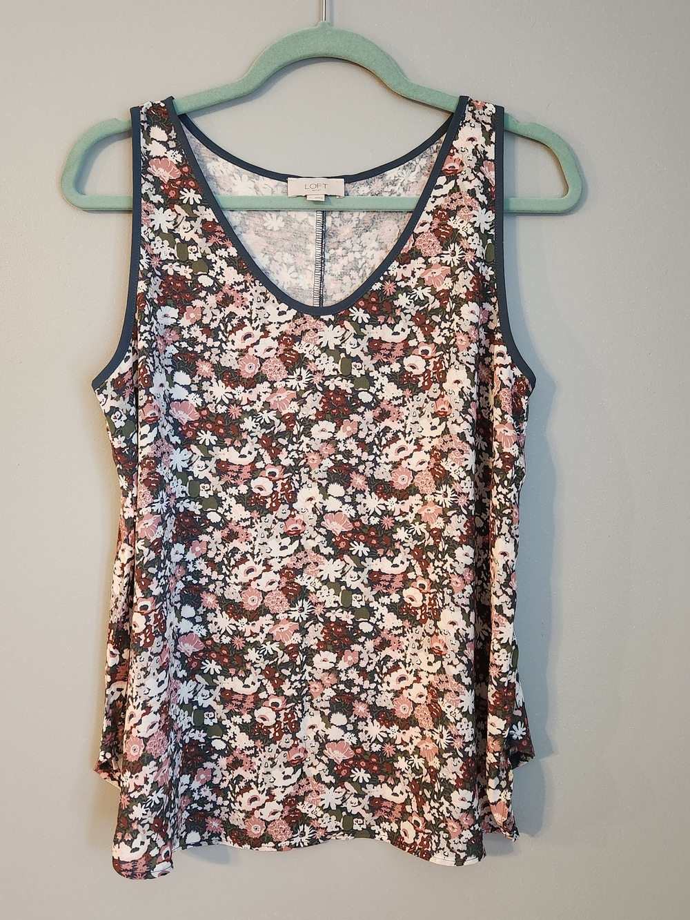 LOFT Floral V-Neck Sleeveless Tank with Navy Trim